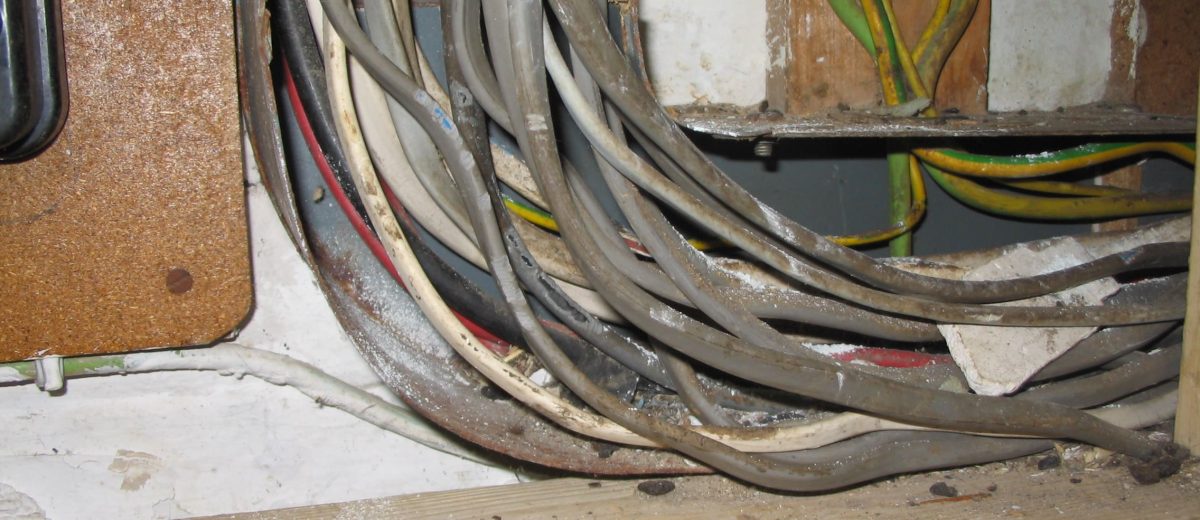 damaged-cables